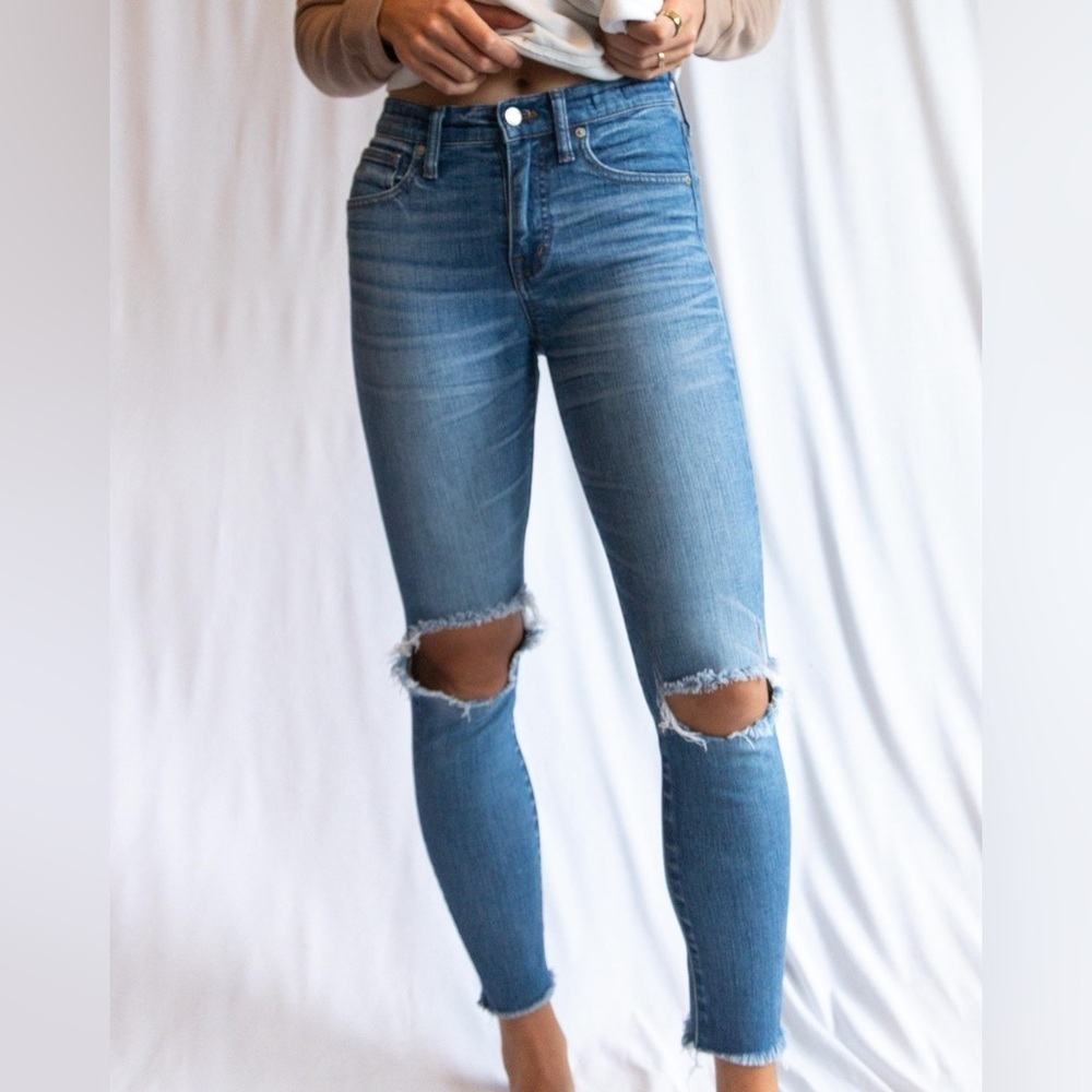 Madewell 9” High Rise Skinny Jeans - Picture 2 of 10
